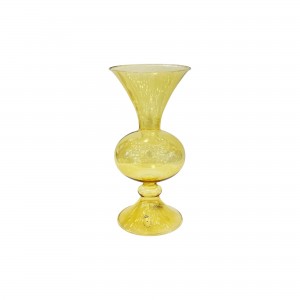 glass-yellow-vase